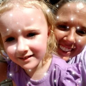 Meet your Posher, Stefanie